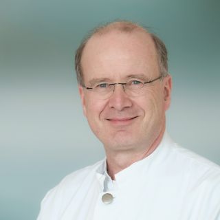Prof. Dr. Uwe Kehler, Chefarzt der Neurochirurgie in der Asklepios Klinik Altona 