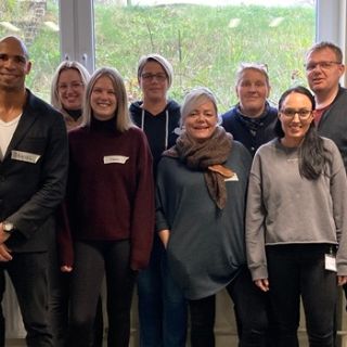 Das Bild zeigt die Teilnehmer:innen des Deeskalationstrainings