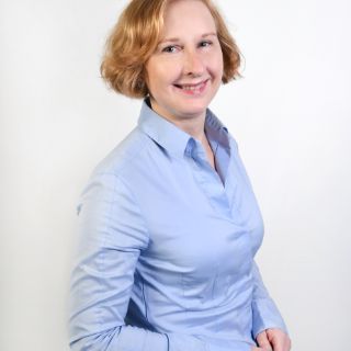 Dr. Anne Kruttschnitt