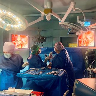 Modernisierter OP-Saal Thoraxchirurgie Dr. Damirov und Team v2