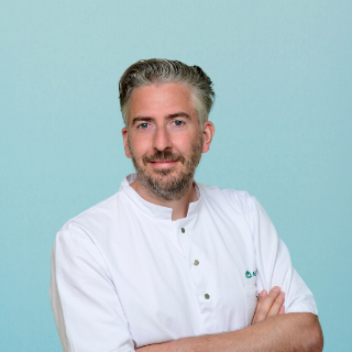 Text:25-03-13 Christian Behrendt-neuer Hintergrund